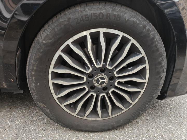 V-Class 2022 V 260 L Long Wheelbase Premium photo 8