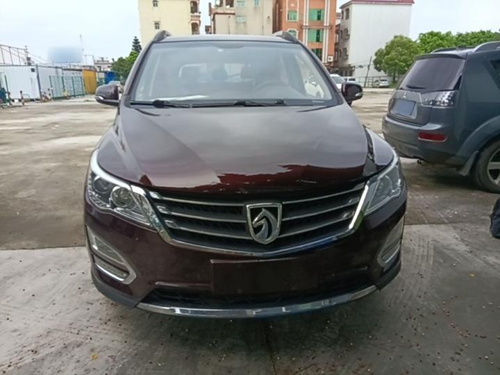 560 2015 1.8L MT Elite photo 2
