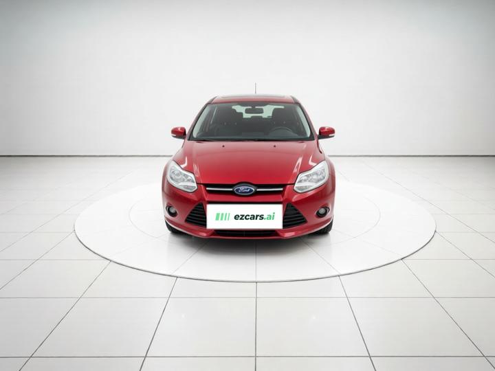 Focus 2012 Sedan 1.6L AT Comfort photo 2