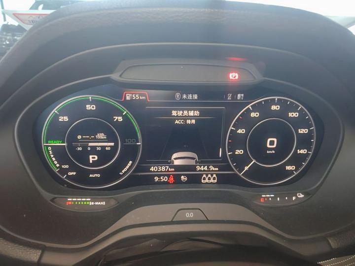 Q2L e-tron 2019 Q2L e-tron EV photo 7
