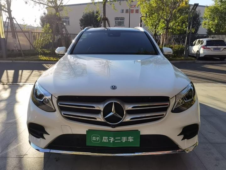 GLC 2017 GLC 260 4MATIC Luxury photo 2