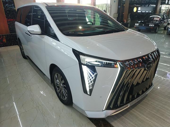 GAC Trumpchi M8 2023 400T Flagship photo 3