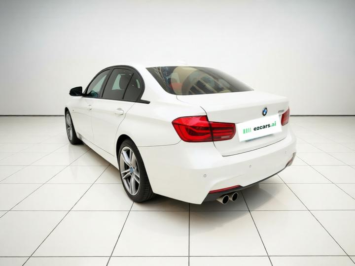 3 Series 2019 320Li M Sport Package photo 4