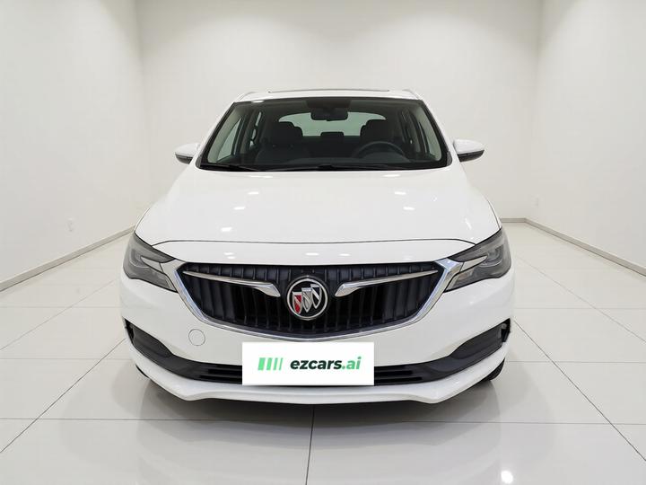 GL6 2018 18T 6-Seater Luxury photo 2