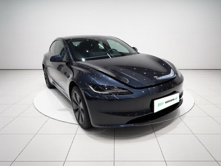 Model 3 2025 RWD photo 3