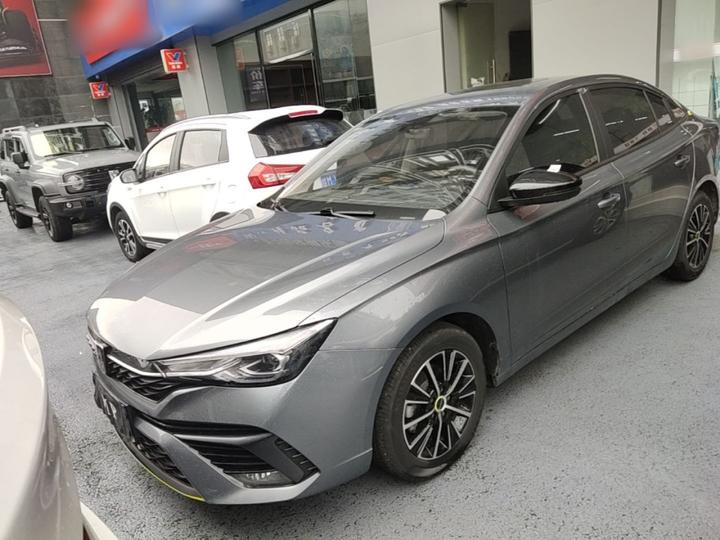 i5 2021 1.5L CVT Platinum