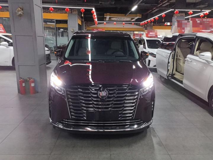 GL8 2023 Avenir 7-Seater photo 2