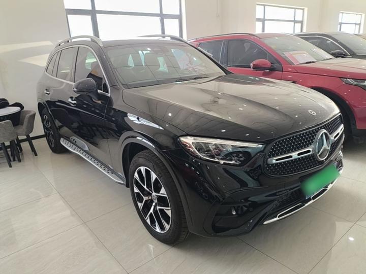 GLC 2024 Facelift GLC 260 L 4MATIC Luxury 5-Seater photo 3