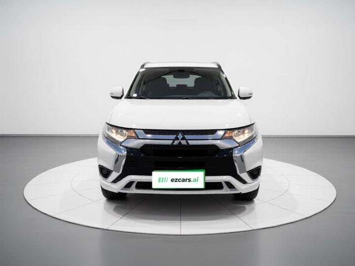 Outlander 2021 Facelift 2.0L RWD Cruise 5-Seater photo 2