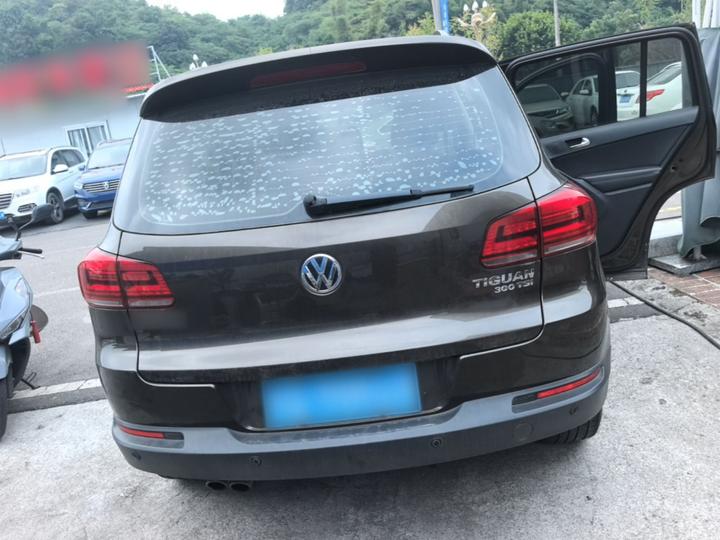Tiguan 2017 300TSI AT RWD photo 3