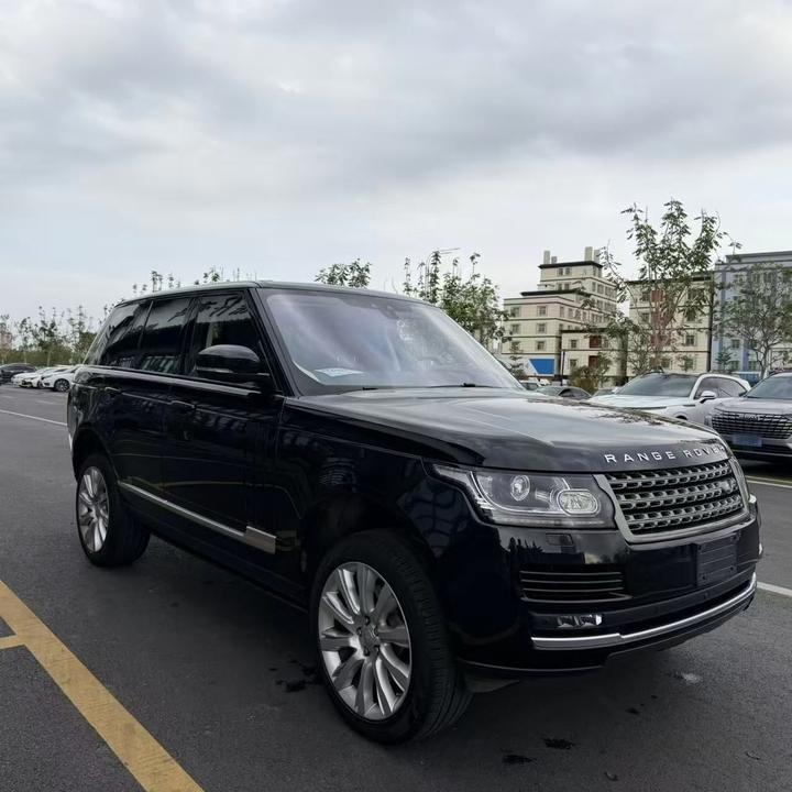 Range Rover Executive Parallel Import photo 3