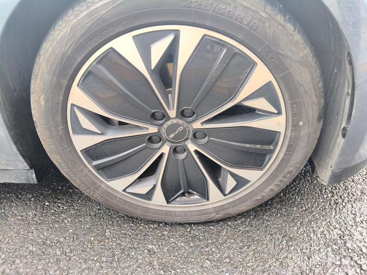 Seal 2022 550km Standard Range RWD Premium photo 8