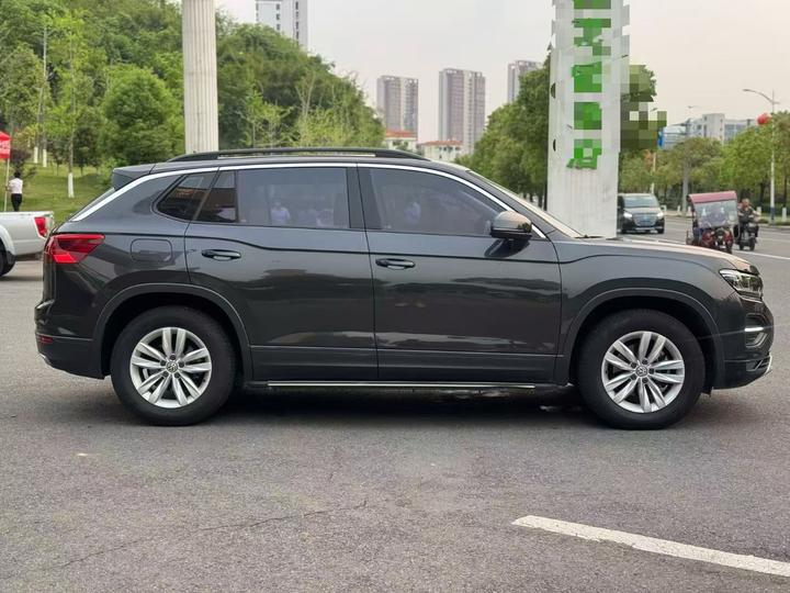 Tayron 2020 280TSI RWD Comfort Connected photo 4