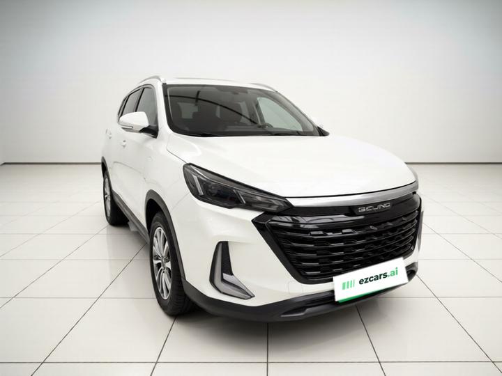 BAIC X3 2021 1.5T MT Honor photo 3