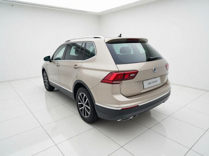 Tiguan L 2018 330TSI AT RWD Luxury photo 4