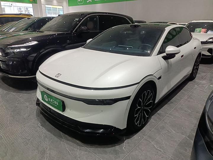 007 2024 RWD ADAS 100kWh