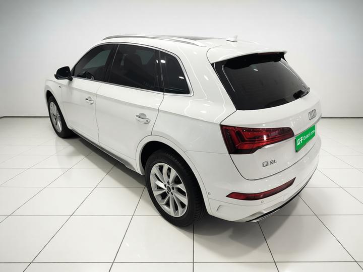 Q5L 2022 Facelift 40T Luxury Dynamic photo 4