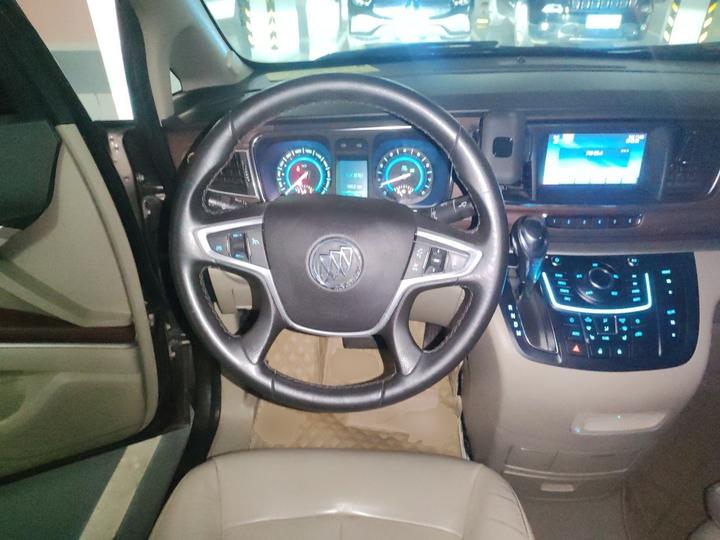 GL8 2014 3.0L GT Luxury Business photo 7