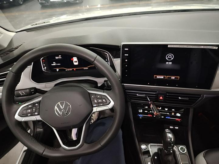 Bora 2025 300TSI DSG photo 5