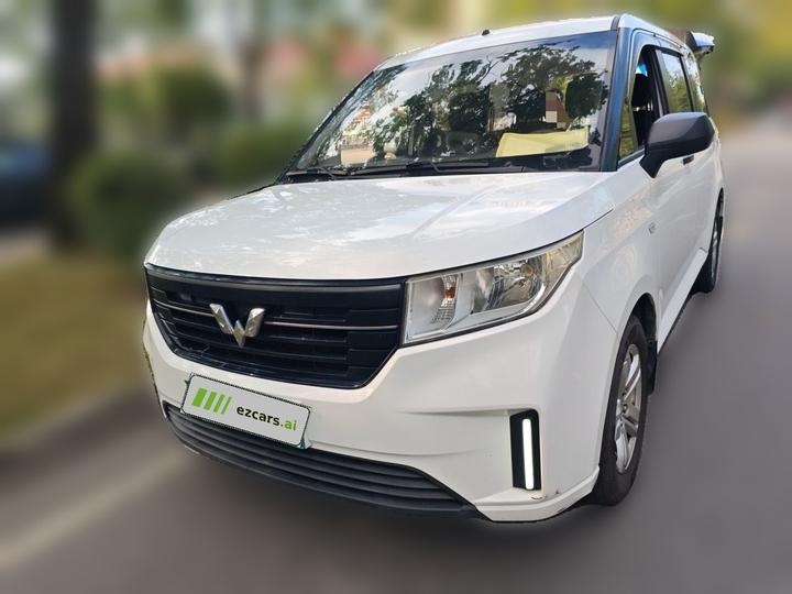 Wuling Hongguang PLUS 2019 1.5T MT Standard 7-Seater