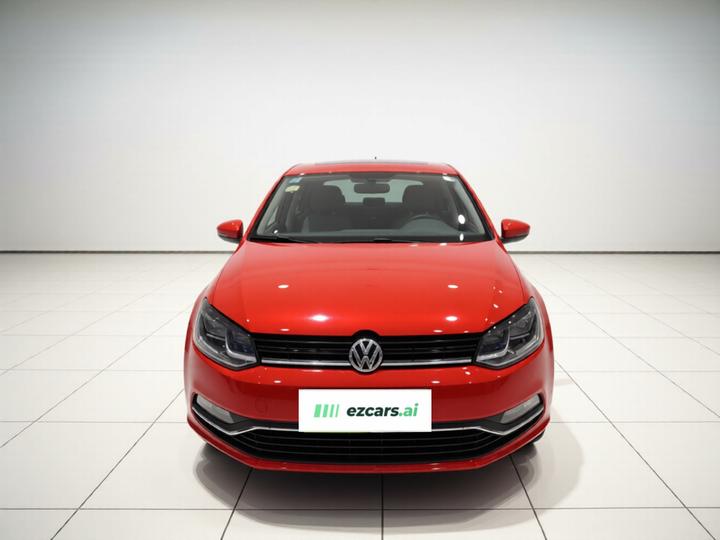 Polo 2016 1.6L AT Comfort photo 2