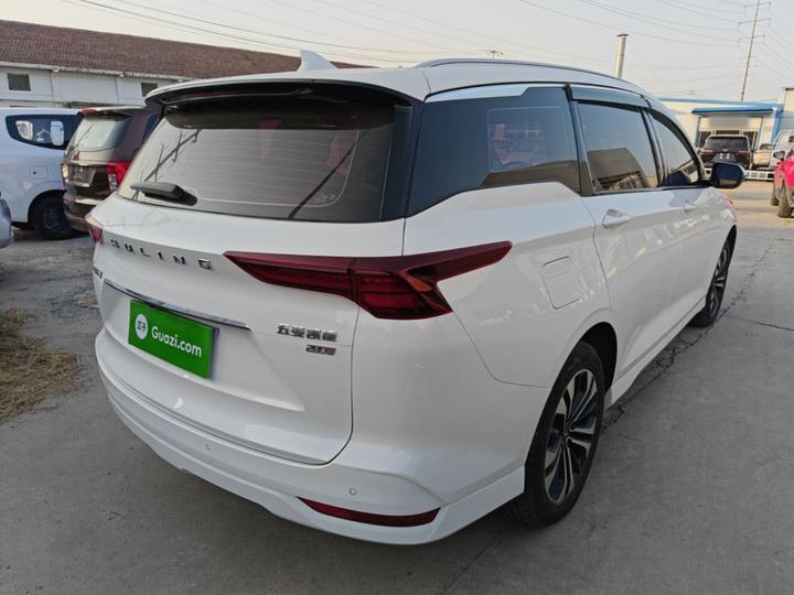 Wuling 2020 1.5T CVT Flagship photo 4