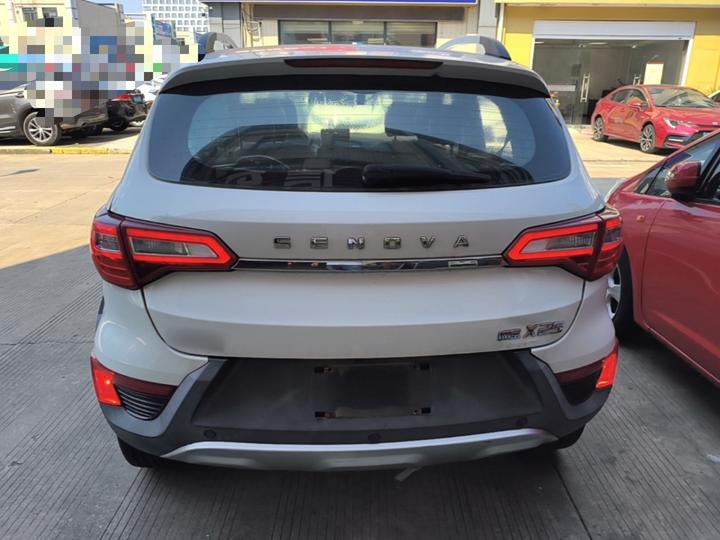 BAIC X25 2017 1.5L AT Elite photo 3