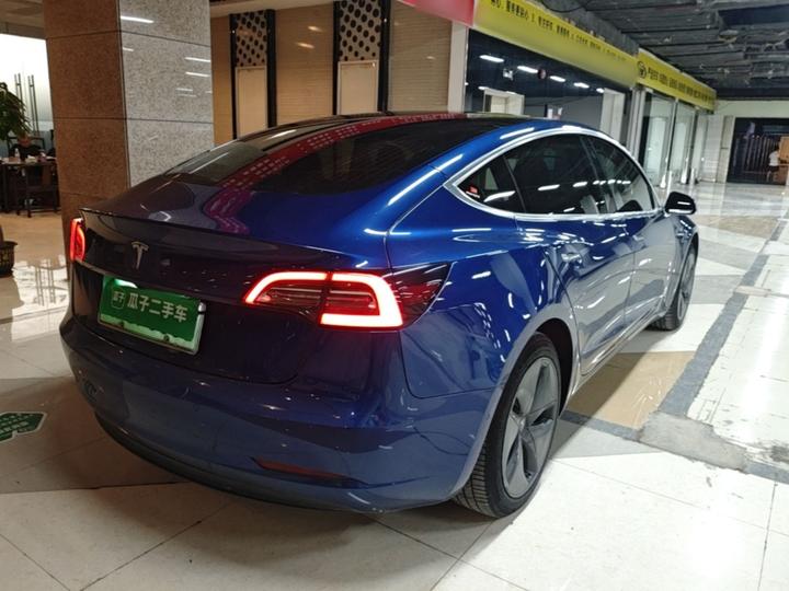 Model 3 Imported 2019 Standard Range RWD Upgraded photo 4
