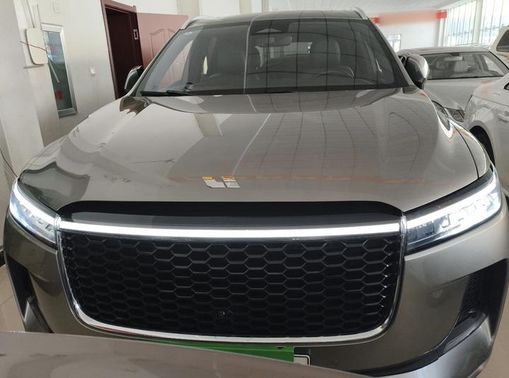 Li Auto ONE 2021 EREV 6-Seater photo 2