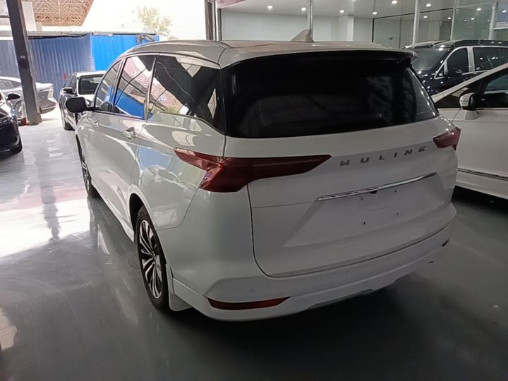 Wuling 2020 1.5T CVT Flagship photo 4