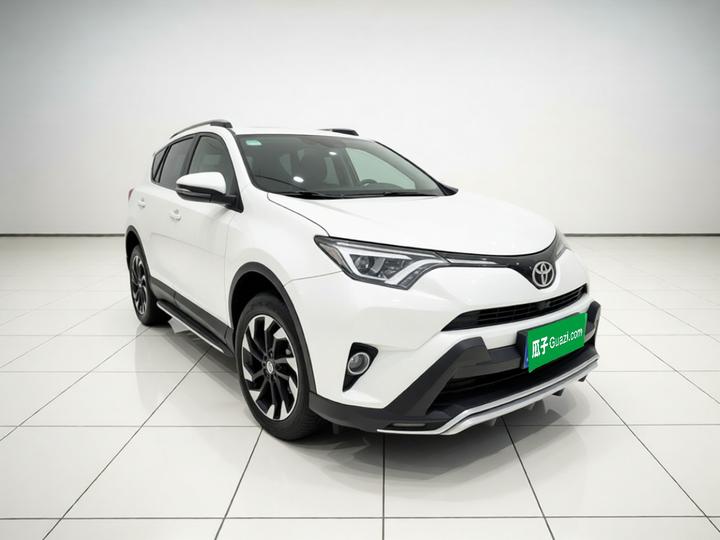 RAV4 2016 2.5L AT AWD Elite photo 3