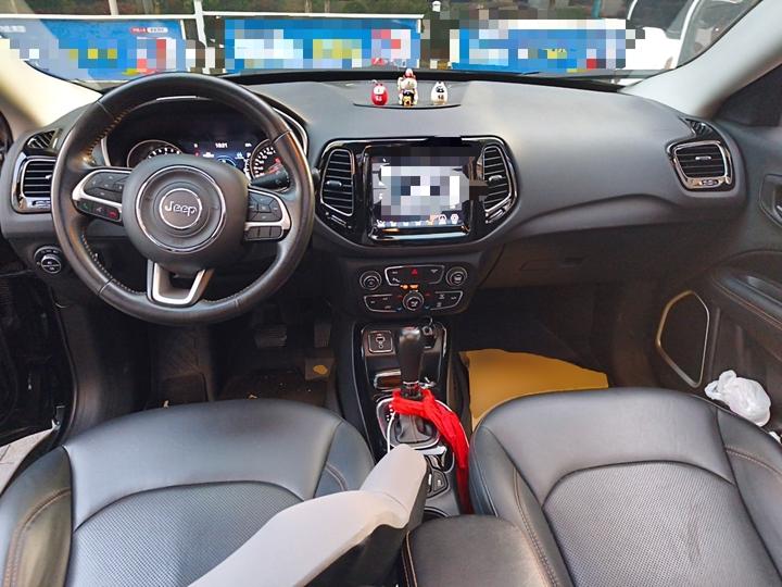 Compass 2019 220T AT photo 5