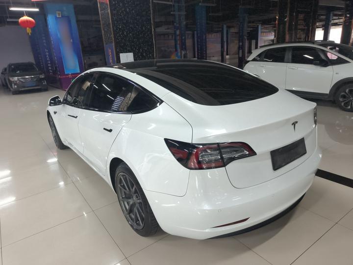 Model 3 2020 Standard Range RWD Upgraded photo 4