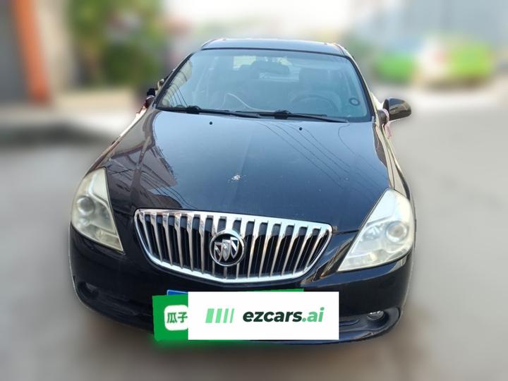 Excelle 2013 1.5L MT Classic photo 2