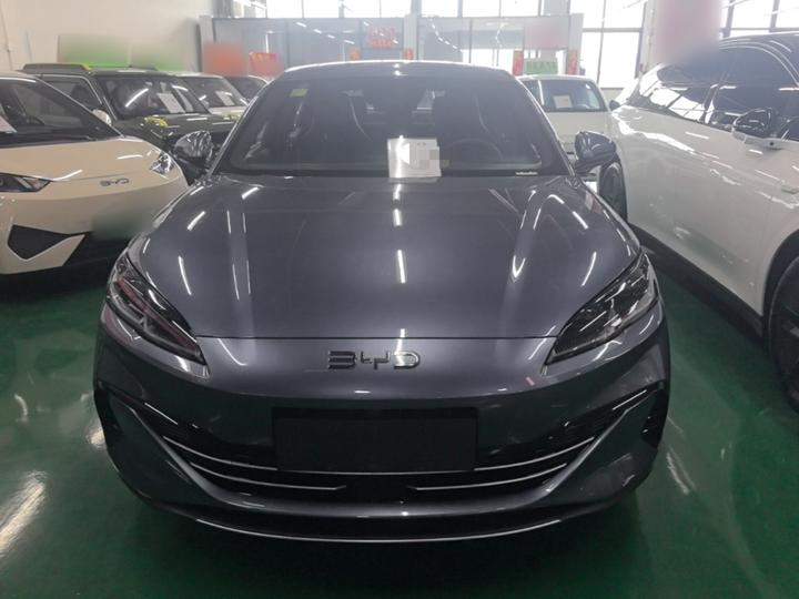 Seal 06 EV 2025 DM-i ADAS 120KM Exclusive photo 2