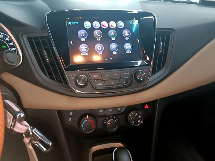 Cruze 2020 320 AT photo 8