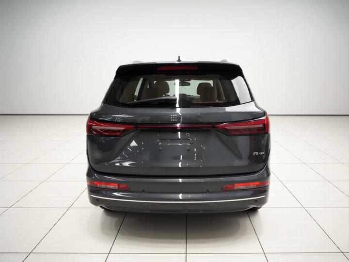 Bluelectric E5 PLUS 2026 165km Long Range Ultra 7-Seater photo 3