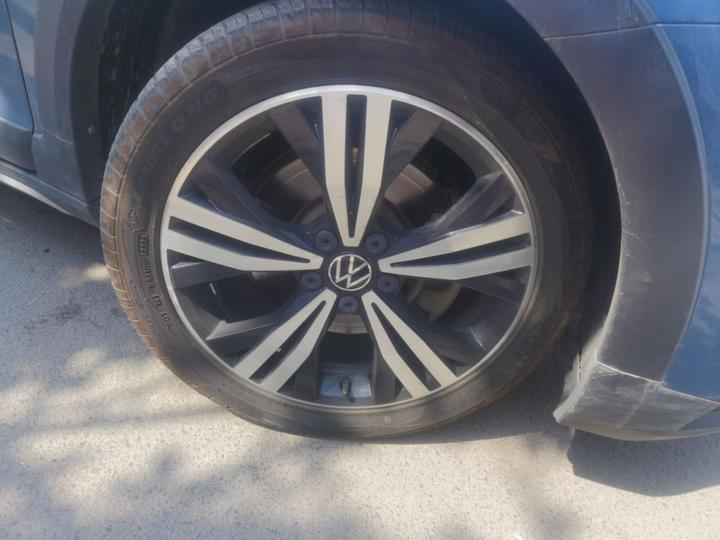 2021 L 280TSI DSG 6-Seater photo 8