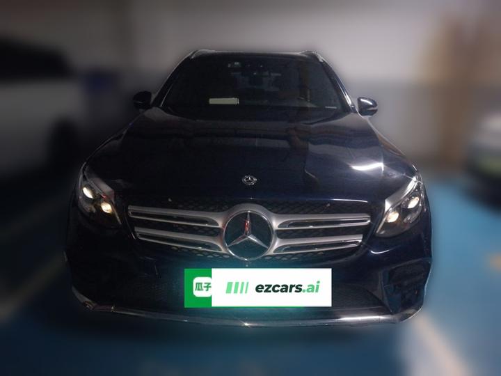 GLC 2017 GLC 300 4MATIC Dynamic photo 2