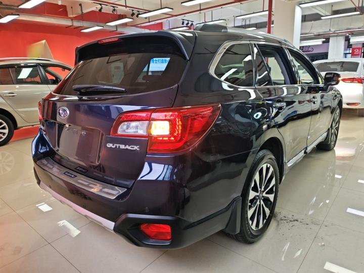 2015 2.5i Sport photo 4