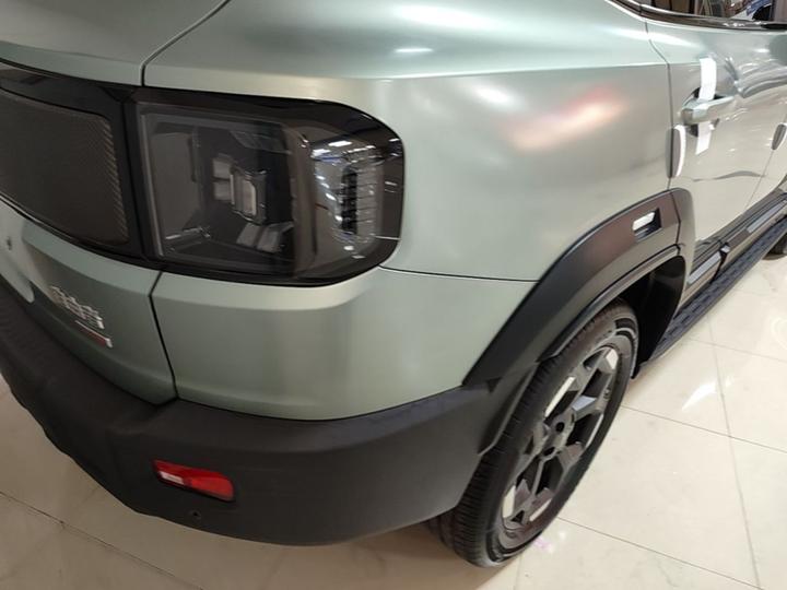 2025 2.0TD XWD photo 7