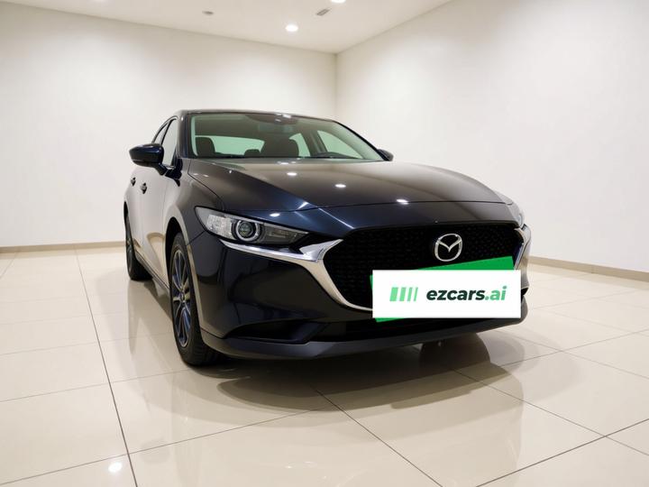 3 Axela 2020 1.5L AT photo 3