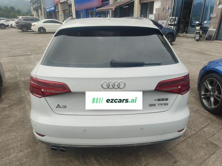 A3 2018 30 Anniversary Sportback 35 TFSI photo 3