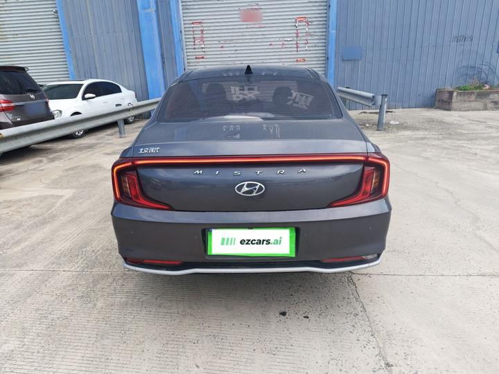 Mistra 2021 1.8L CVT GLX Elite photo 3