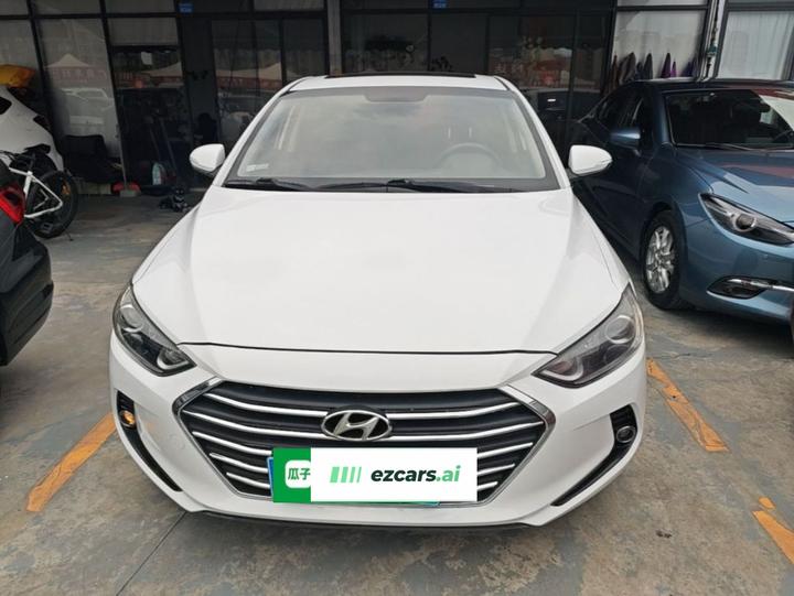 Elantra 2016 1.6L AT Smart Elite photo 2