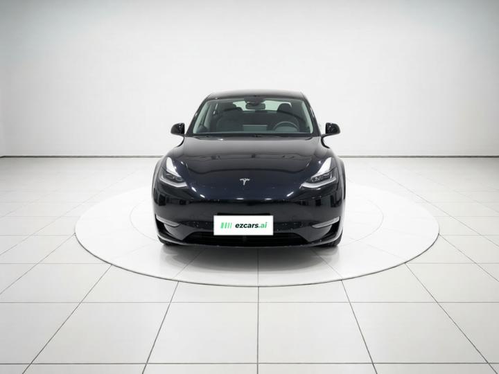Model Y 2022 Long Range AWD photo 2