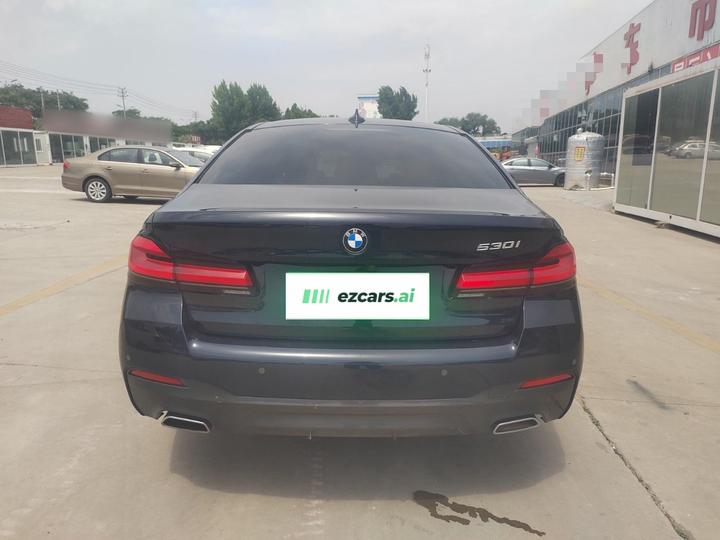 5 Series Imported 2022 Facelift 530i M Sport Package photo 3