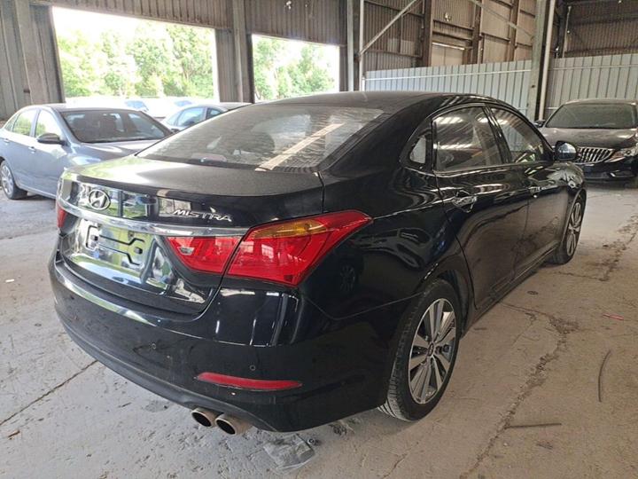 Mistra 2014 1.8L AT Premium DLX photo 4