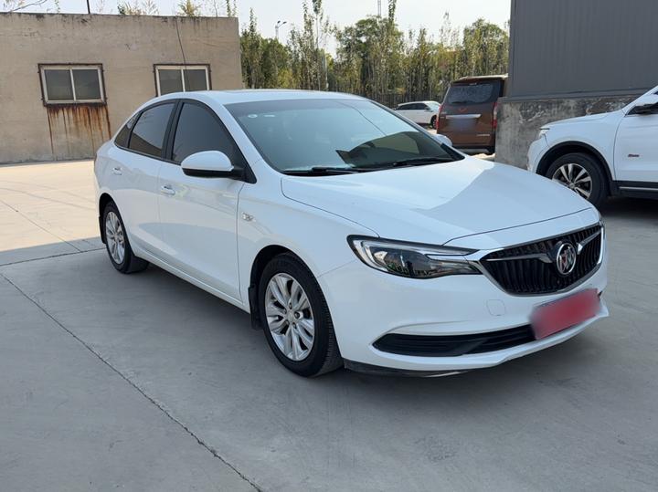 Excelle 2021 Facelift Classic 1.5L AT Elite photo 3