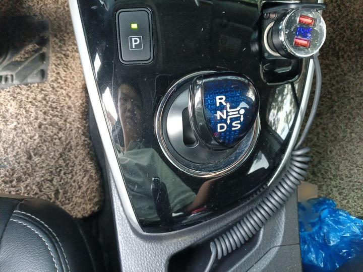 Corolla 2016 Hybrid 1.8L E-CVT Elite photo 6